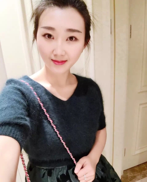 小妮的第三张照片--福清相亲网