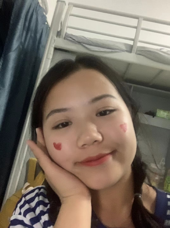 轻轻的一片云的第一张照片--福清相亲网
