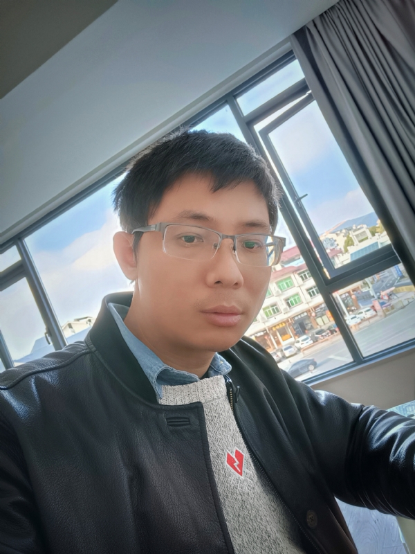 也许只是缺少一个拥抱的第二张照片--福清相亲网