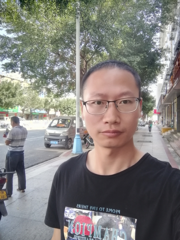 老虎的第一张照片--福清相亲网